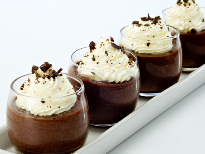 chocolate mousse with whipped cream | Classpop Shot