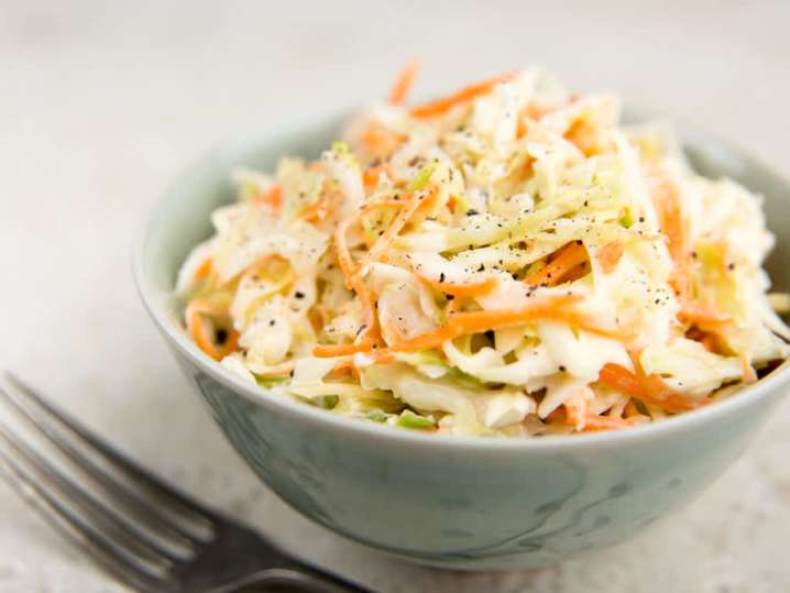 apple and cabbage slaw | Classpop Shot