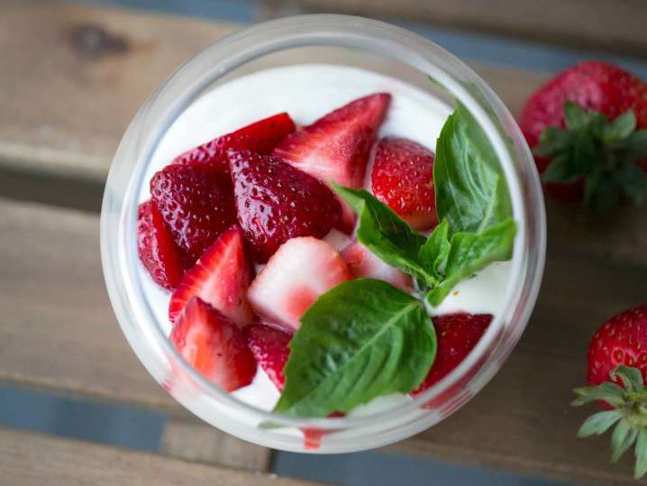 strawberry panna cotta | Classpop Shot