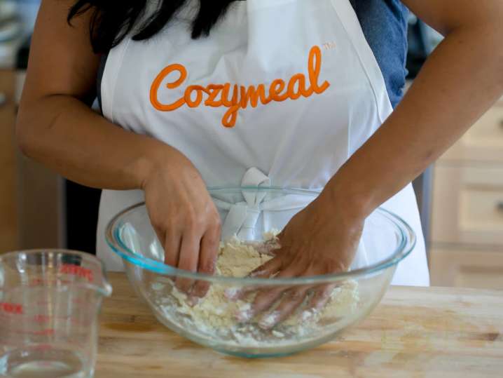 Making masa for tortillas | Classpop Shot