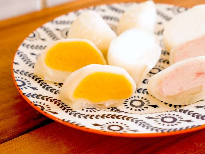 mango and strawberry mochi | Classpop Shot