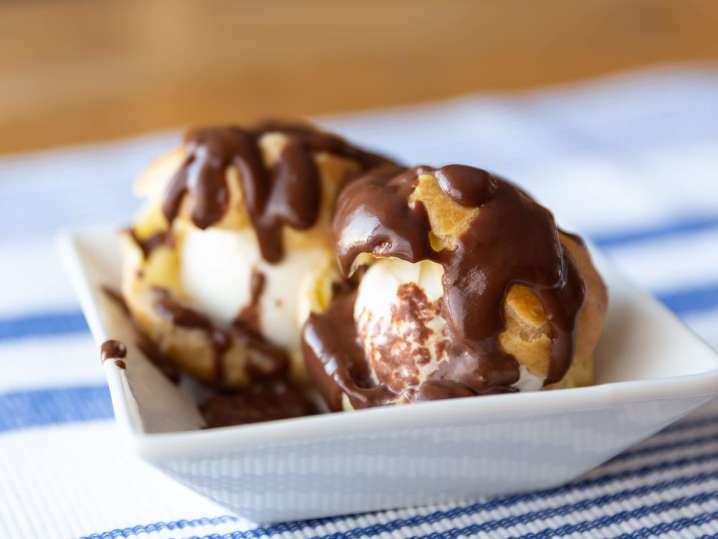 Chocolate Profiteroles | Classpop Shot