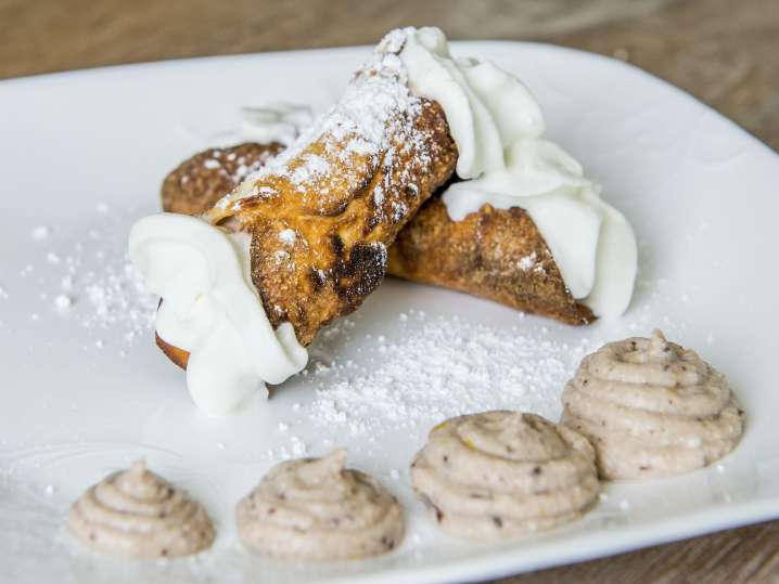 homemade cannoli | Classpop Shot