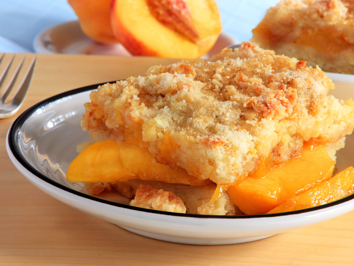 Oatmeal peach crumb bar | Classpop Shot