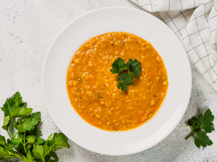 Red lentil soup with cilantro Canva | Classpop Shot