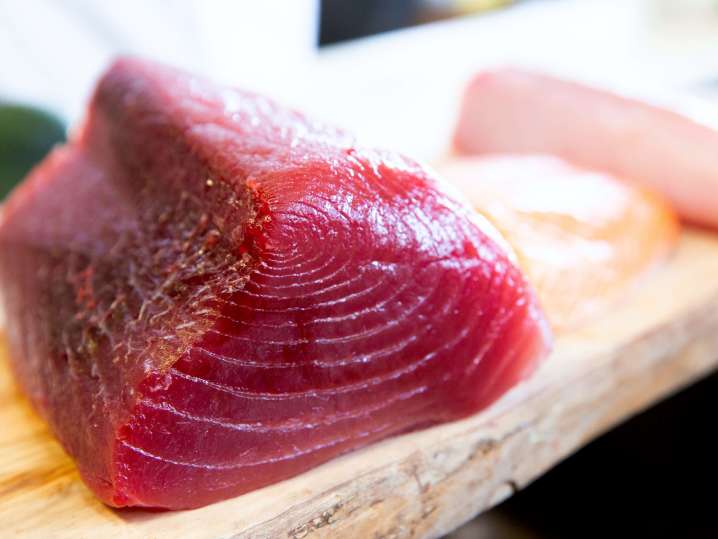 raw sushi grade tuna | Classpop Shot