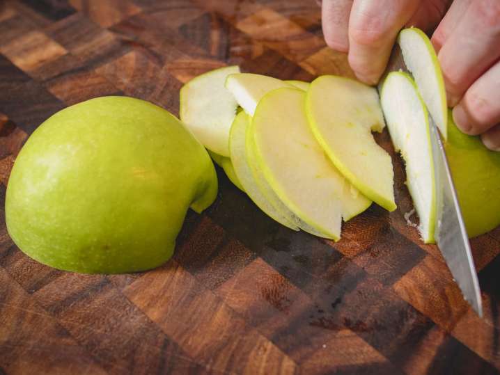 Fresh Apple Slices | Classpop Shot