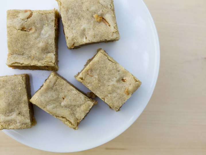 pineapple coconut blondies | Classpop Shot