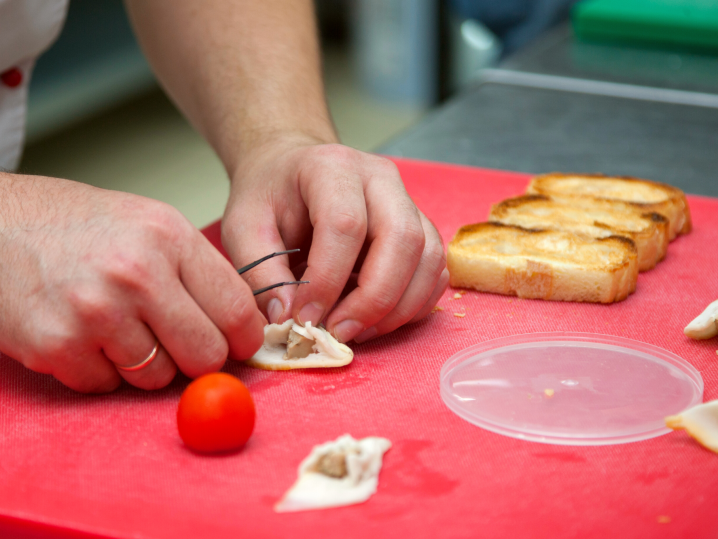 chef preparing canapés | Classpop Shot