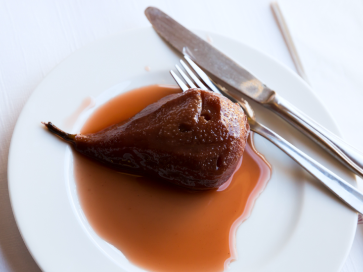 caramelized pear with red wine | Classpop Shot