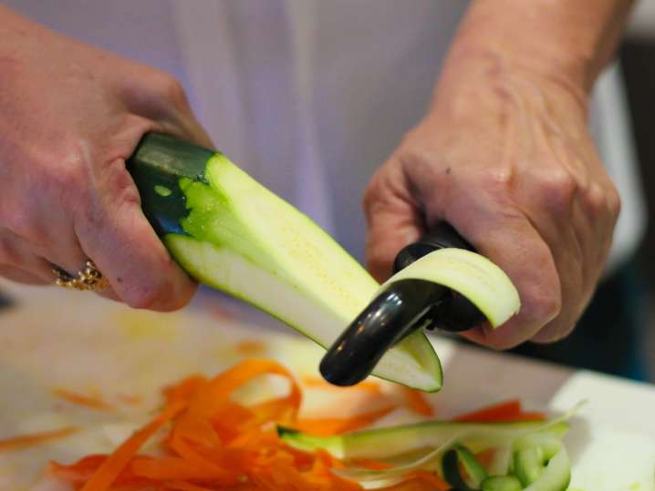 Chef shaving summer squash | Classpop Shot