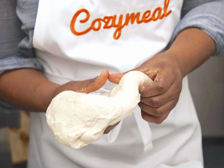 chef making pizza dough | Classpop Shot