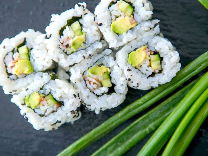 sushi roll with crab cucumber cream cheese and carrot | Classpop Shot