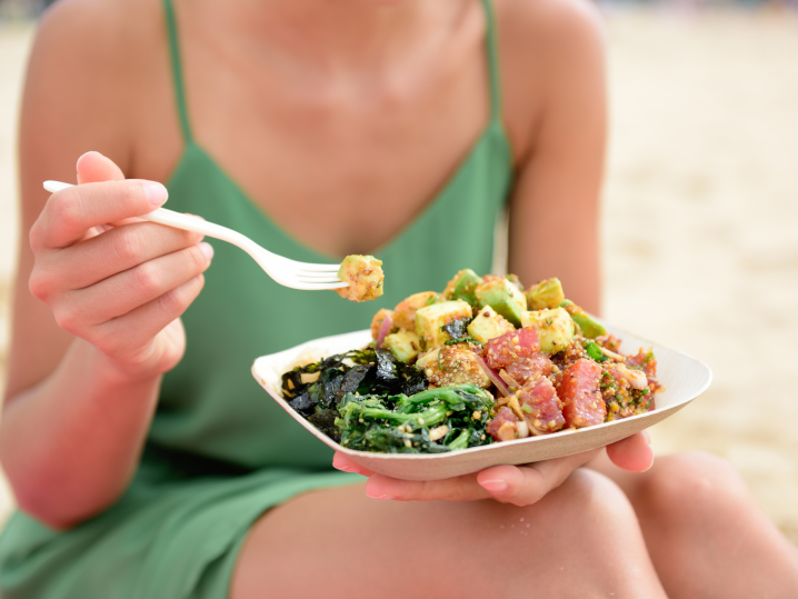 Orange County - tropical poke bowl Shot