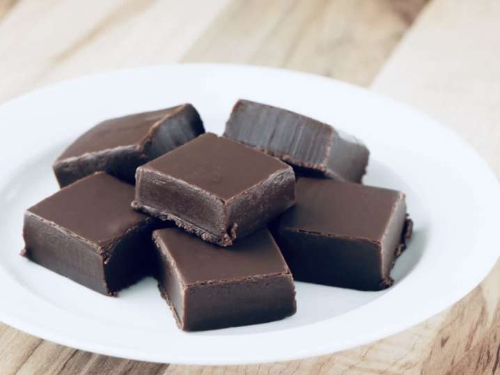 chocolate coconut fudge | Classpop Shot