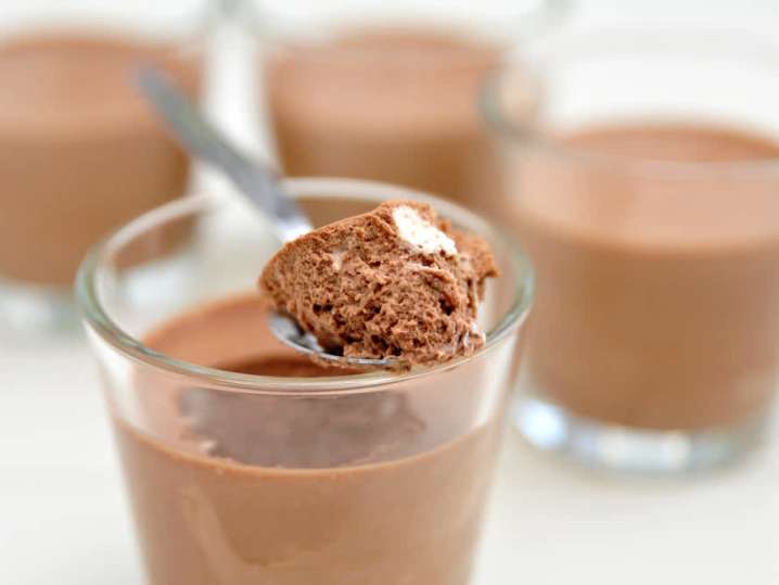 chocolate mousse in dessert cups | Classpop Shot