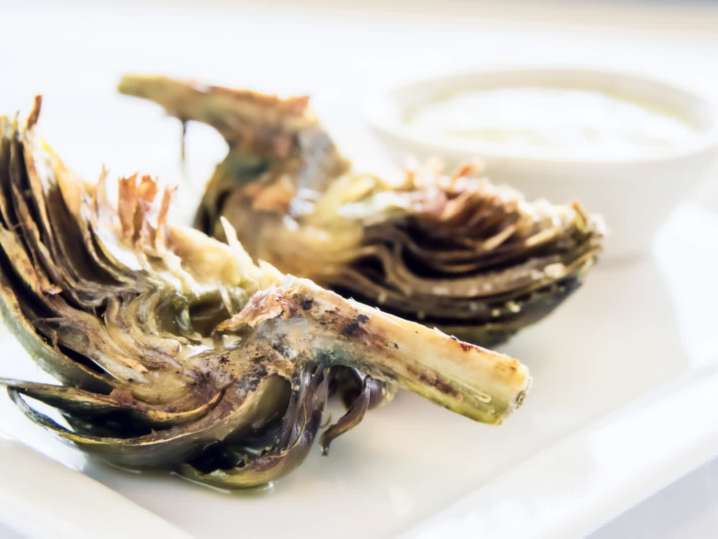 fried artichoke hearts with aioli | Classpop Shot