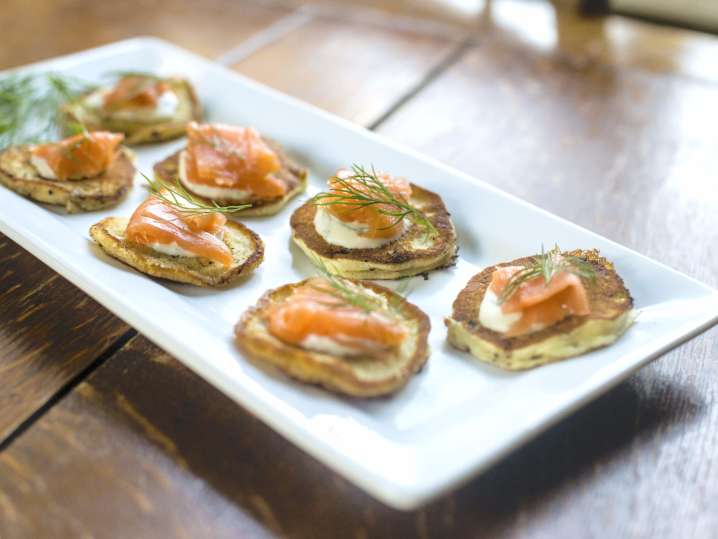 buckwheat blini with smoked salmon | Classpop Shot