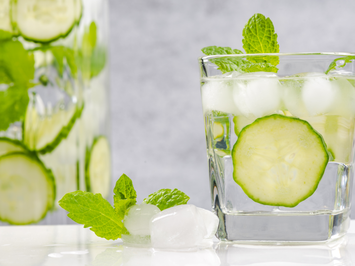 cucumber mint and lime water | Classpop Shot