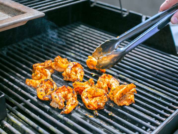 chef grilling shrimp | Classpop Shot