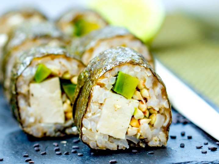 tofu and avocado sushi | Classpop Shot