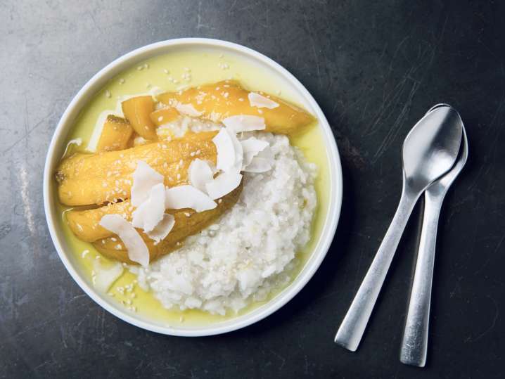 coconut sticky rice with mango | Classpop Shot