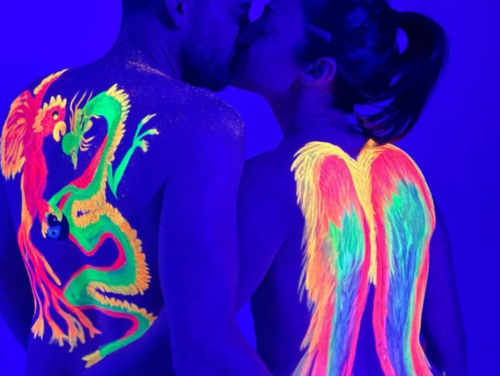 Paint and Sip - Paint in the Dark: UV Body Painting for Couples