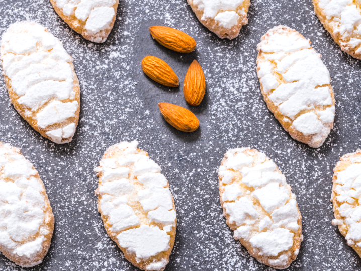 Italian almond cookies 2 | Classpop Shot