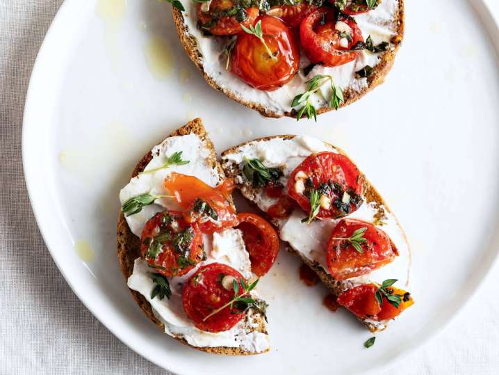 Tomato Ricotta Bruschetta | Classpop Shot