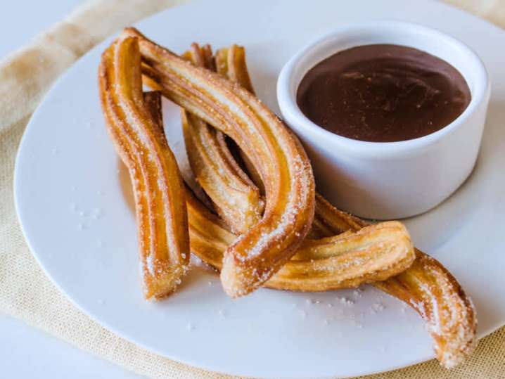 churros with chocolate | Classpop Shot