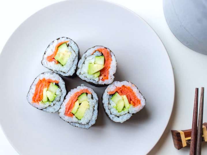 smoked salmon sushi | Classpop Shot