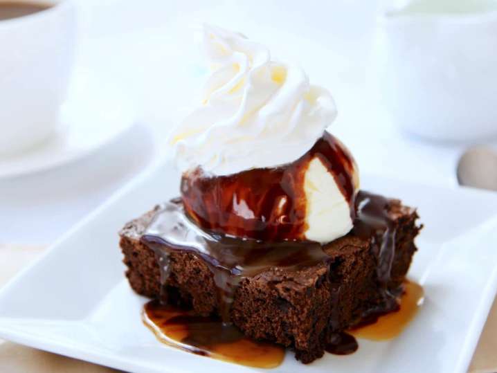 brownie with ice cream | Classpop Shot