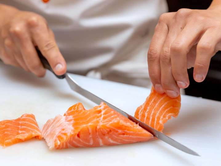 slicing sushi grade salmon | Classpop Shot