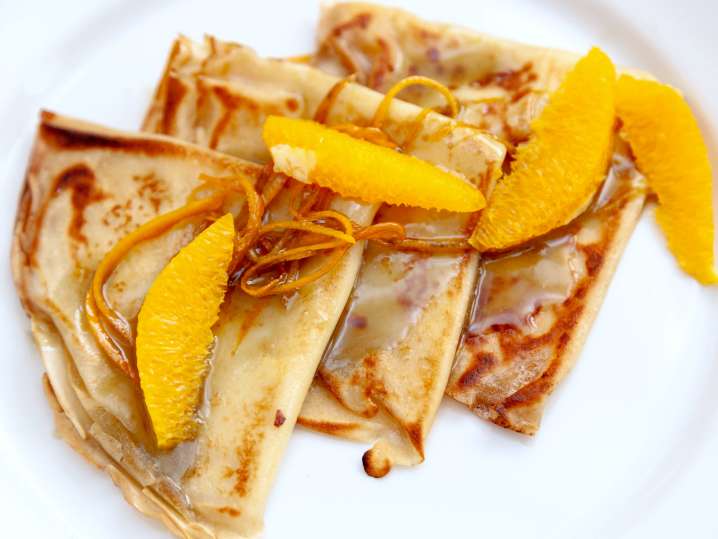 italian style pancakes with oranges or crepes | Classpop Shot