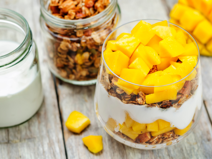 Sacramento - mango parfait Shot