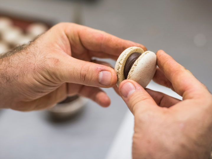 Boise - macaron sandwhich Shot