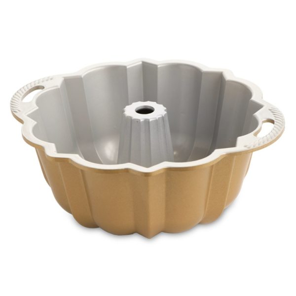 Nordic Ware Anniversary Bundt Pan  2