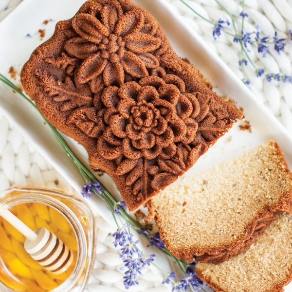 Nordic Ware Wildflower Loaf Pan 4