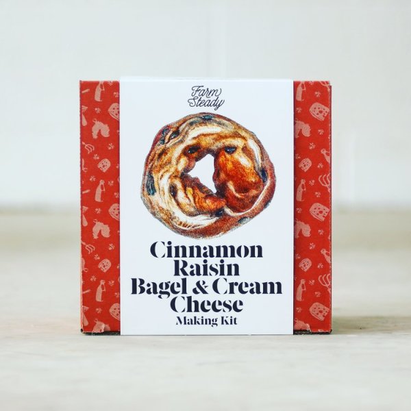 FarmSteady Cinnamon Raisin Bagel & Cream Cheese Kit