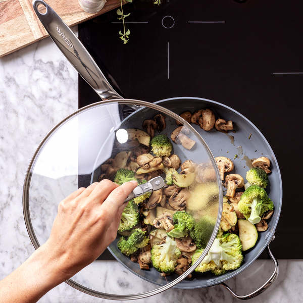 GreenPan Valencia Pro Ceramic Nonstick 4.5 Qt Saute Pan with Lid 3