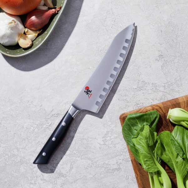 Miyabi Evolution 7-Inch Rocking Santoku Knife 3