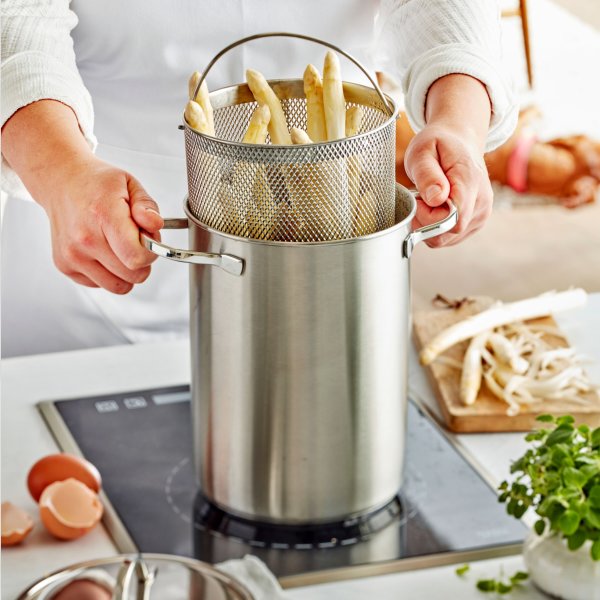 Demeyere Resto 4.8 Qt Asparagus/Pasta Cooker Set 8