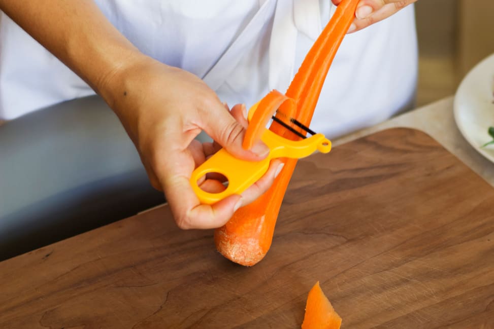New Jersey - peeling carrot Shot 3