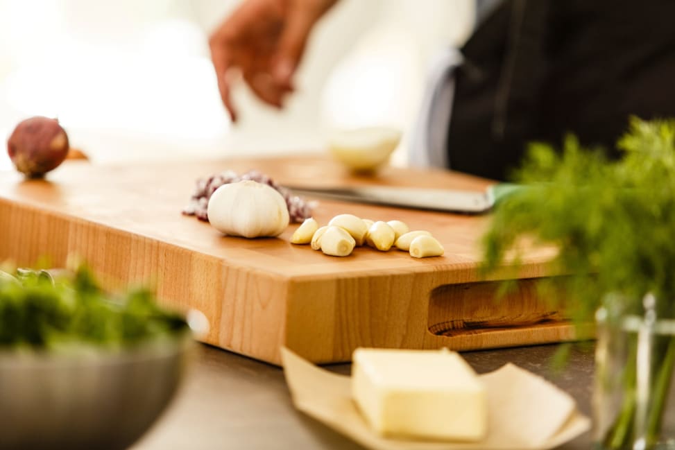 cutting garlic | Classpop Shot 2