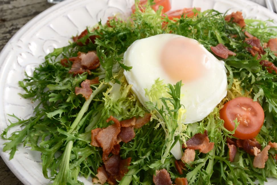 Frisee and Lardon Salad | Classpop Shot 3