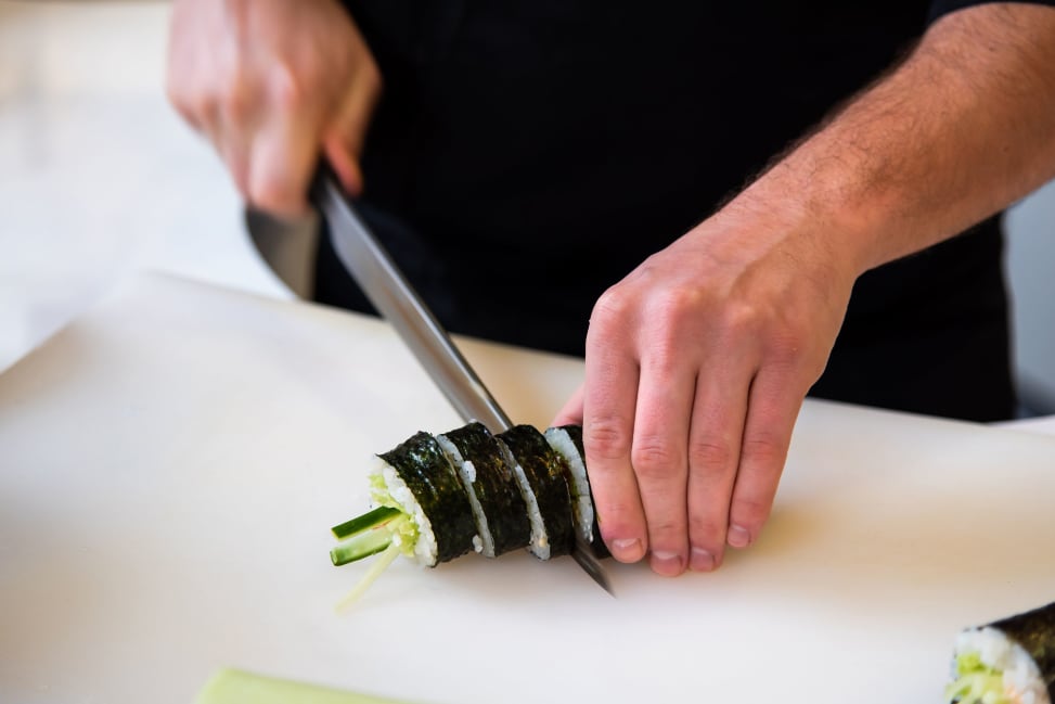 Cutting avocado cucumber sushi roll | Classpop Shot 2