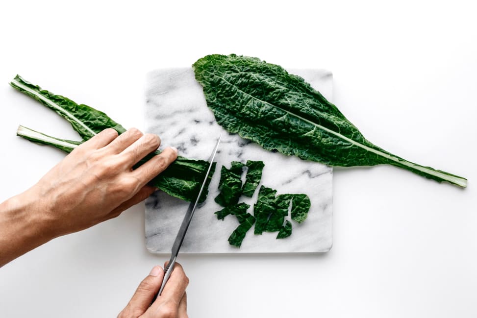 Cutting kale | Classpop Shot 4