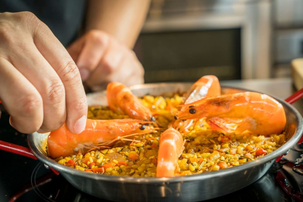 fresh paella making | Classpop Shot 3