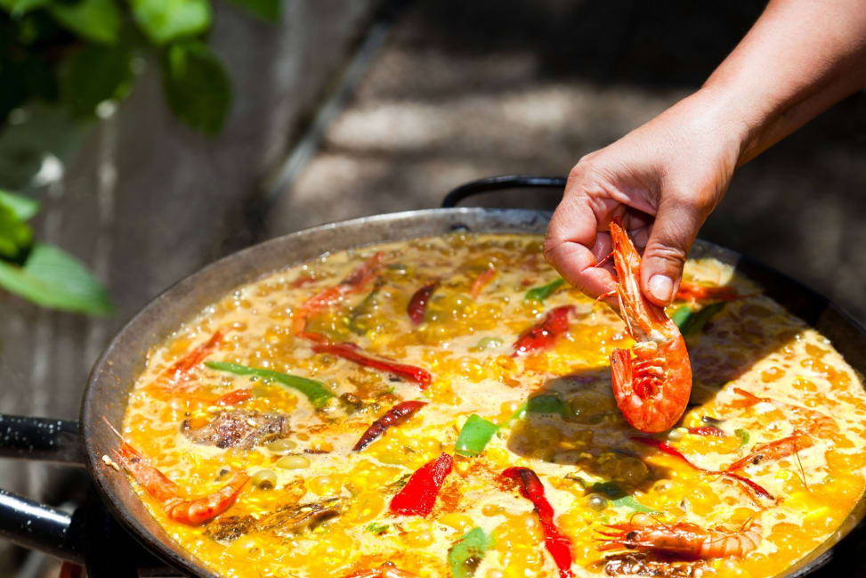 cooking seafood paella | Classpop Shot 4