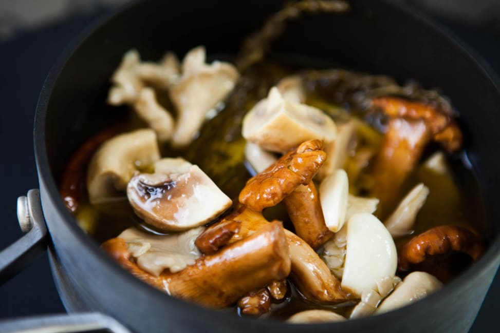 Cooking wild mushrooms | Classpop Shot 4